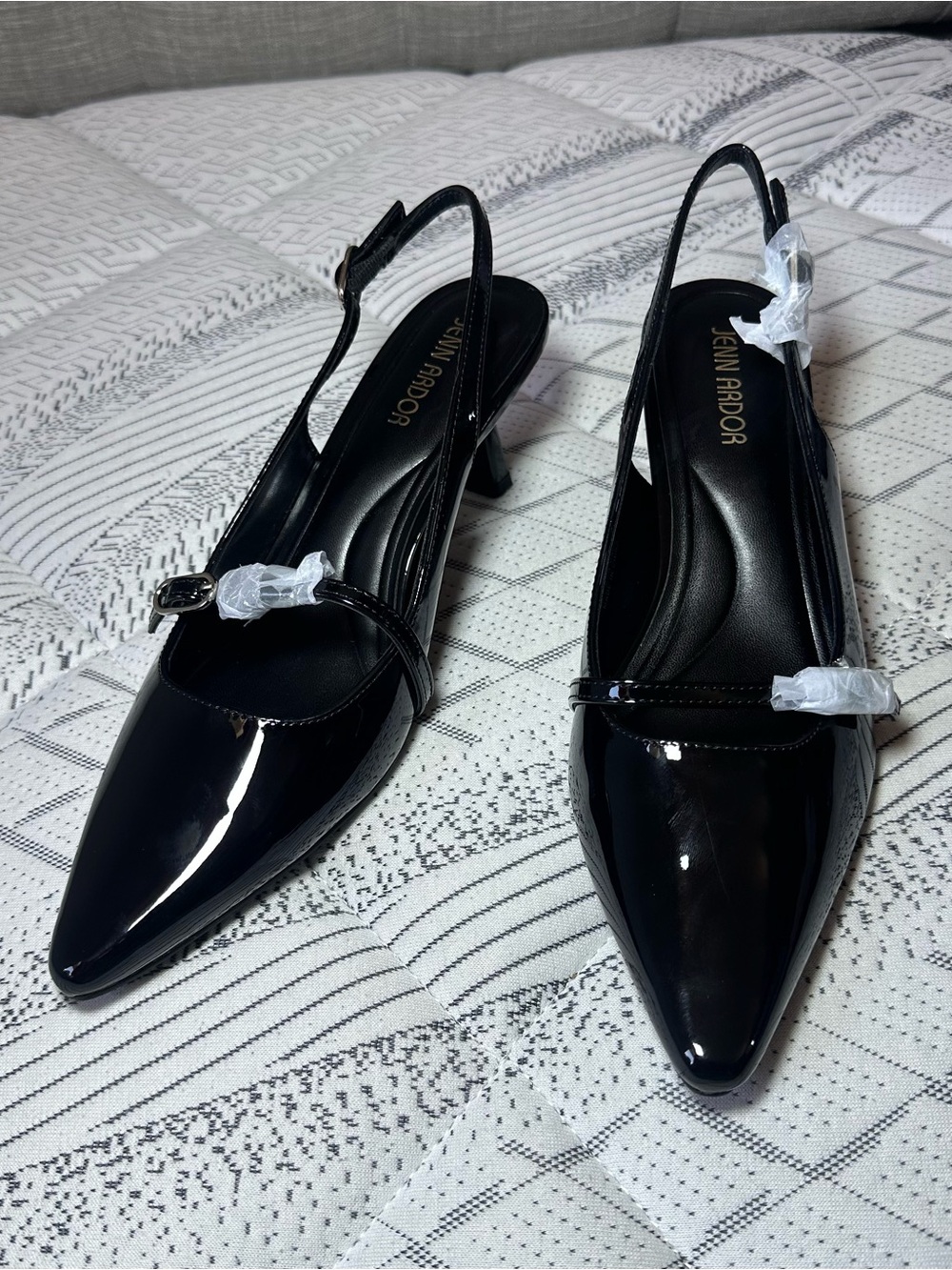 Jenn Ardor Black Patent Pointed Toe Slingback Kitten Heels